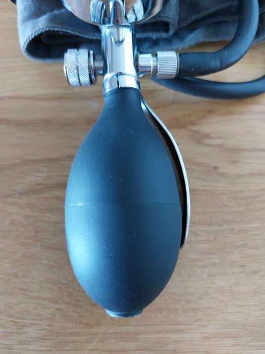 Material médico - aparelho para medir a tensão