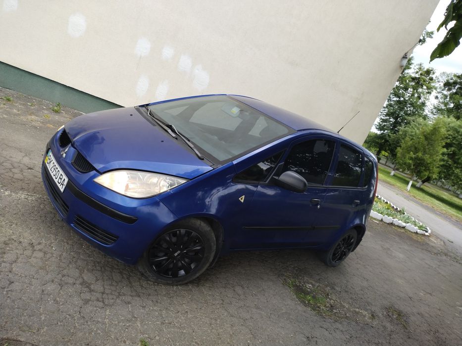 Мітсубіші Colt автомат, 1.3 газ бензин