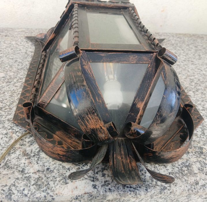 Wall lamp.64751881297923123
