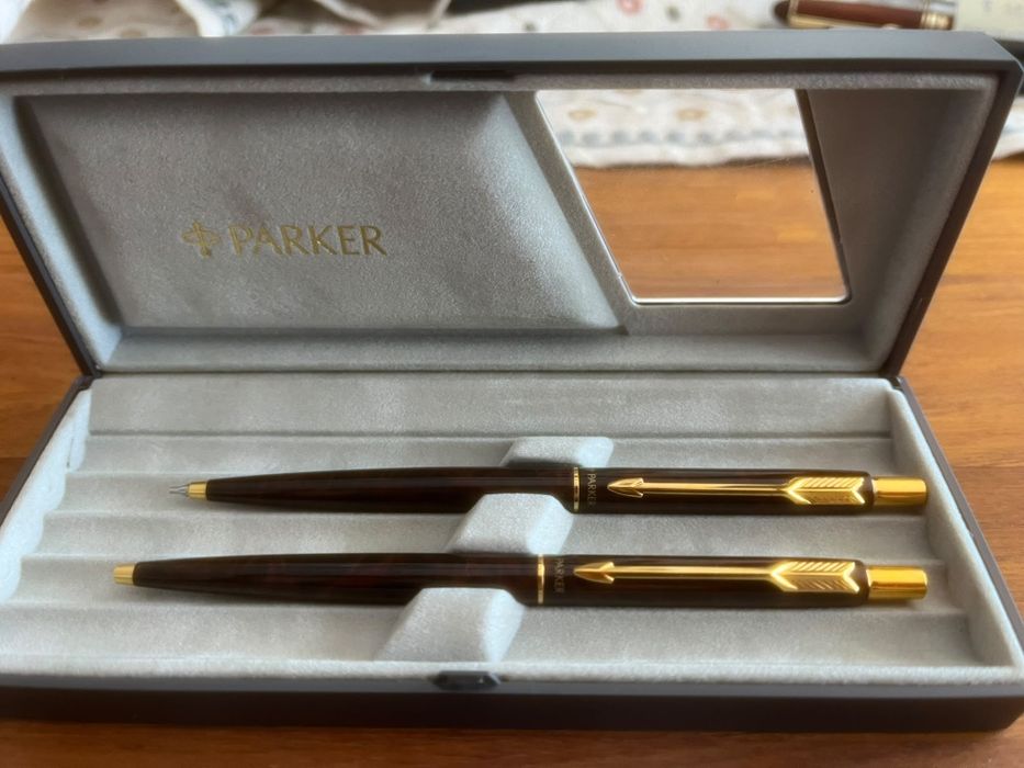 Caneta Esferográfica e Lapiseira Parker Classic 180