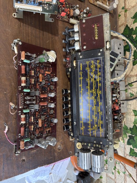 Продам на Музикальний центр ТАКТ-011 запчастини