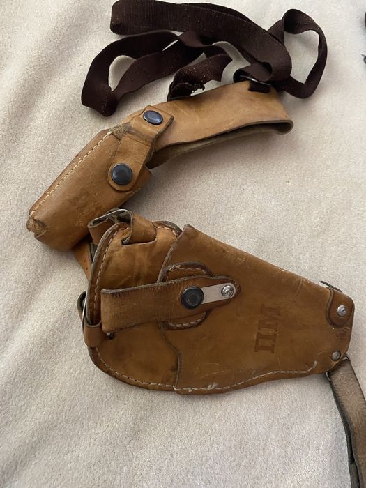 ПМ кобура, тренчики