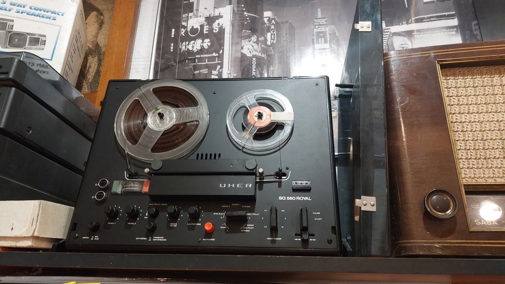 magnetofon Szpulowy UHER z pokrywą sprawny działa Szperownia Andrychów
