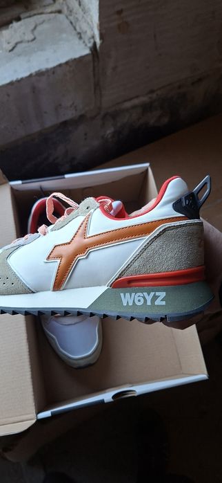 Buty marki W6YZ rozm.41