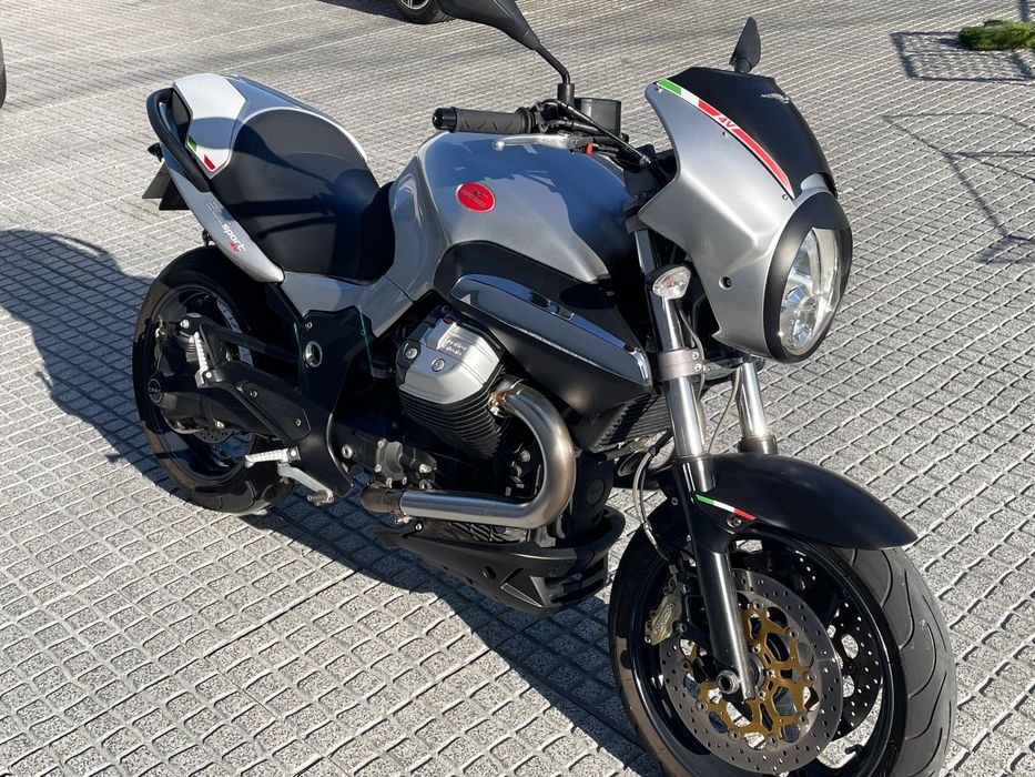 Moto Guzzi 1200 Sport
