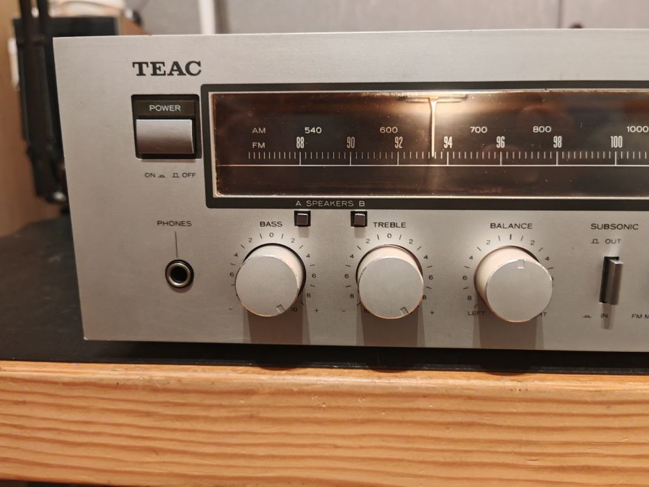 Receiver Teac RV 30