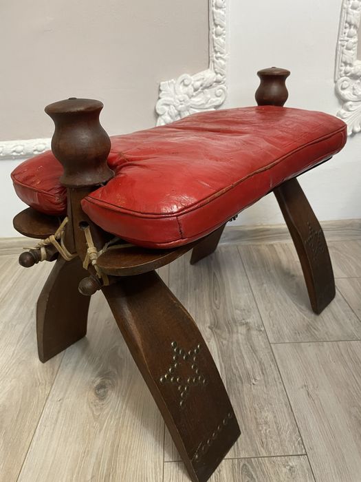 Taboret siedzisko drewno, skóra naturalna