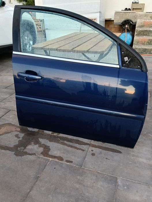 Opel Vectra C drzwi przednie prawe kpl