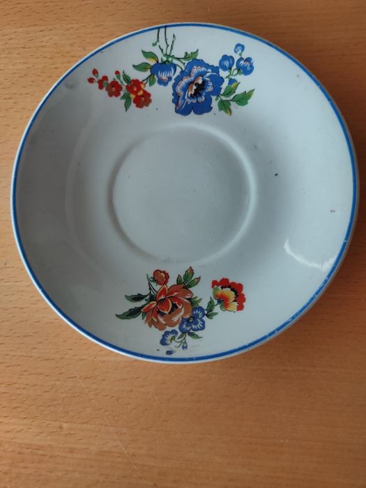 Conjunto de peças em cerâmica de Sacavém.