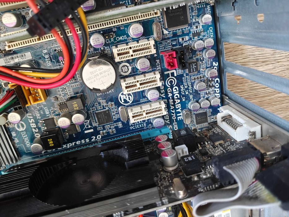 Комп'ютер для міні серверу