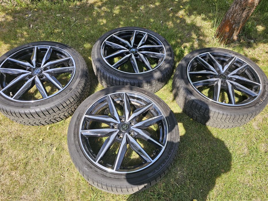 Kola toyota c -hr 5x114.3x19 opony zima 225x45x19