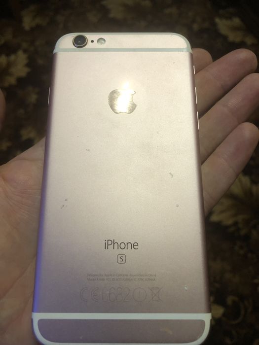 iPhone 6S б/у в гарному стані, на запчастини.