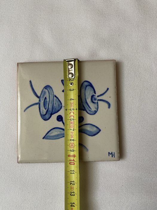 Azulejos Viúva Lamego com flor