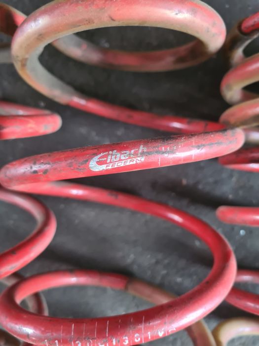 Комплект Спортивних пружин відомого бренду перед зад на Фіат 500.