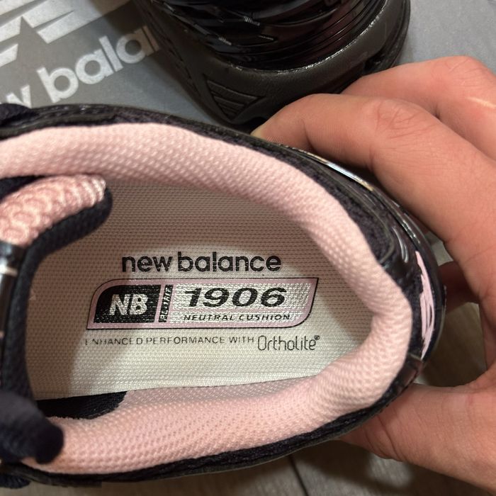 new balance 1906 black/pink кросівки оригінал