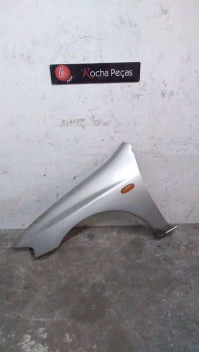 Guarda Lamas Dto Mazda 323 P V (Ba)