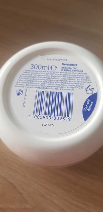 Krem Nivea Soft duży 300ml ciało twarz dłonie ręce rodzinny nowy