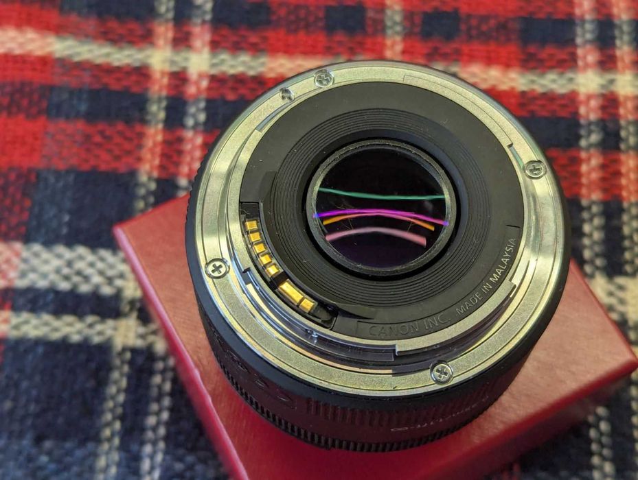 объектив Canon EF 50mm f1.8 STM