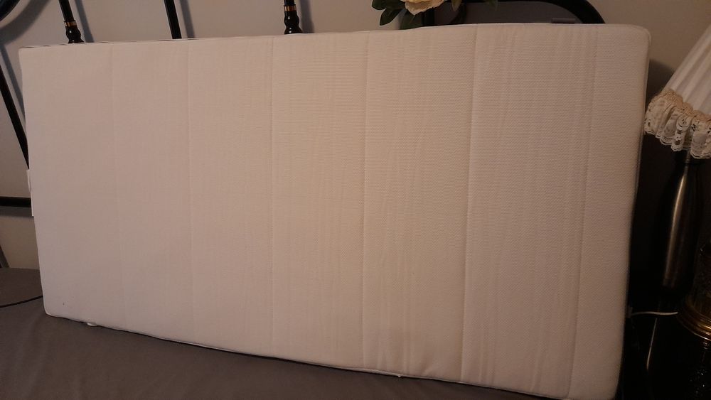 Colchão novo para cama de bebé