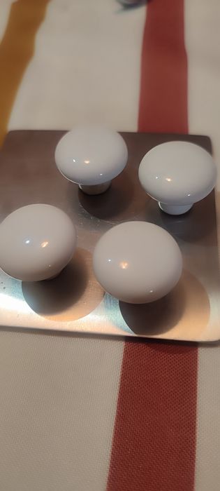 Puxadores de armários .