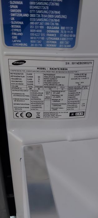 Холодильник Samsung RB29FEJNBSA