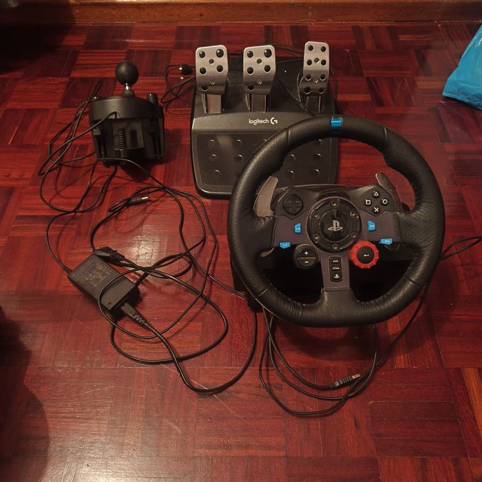Logitech G29 + Pedais + Caixa de Velocidades (Shifter) – PS4, PS5 e PC