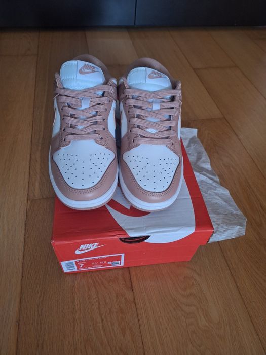 Ténis Nike Dunk novos