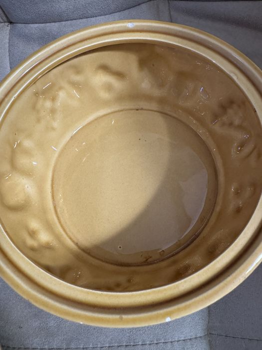 Винтажное керамическое блюдо маджолика с крышкой