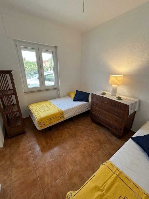 T1 remodelado para arrendar em Mora | Água e eletricidade incluídas