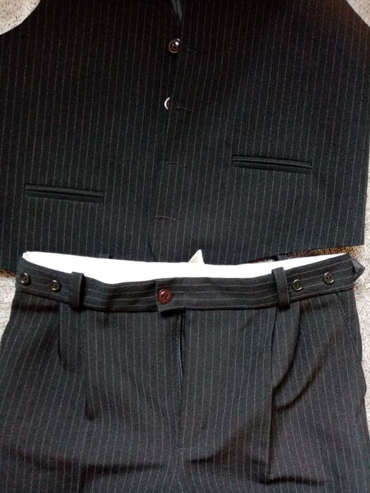 Kamizelka i spodnie galowe dla chłopca 146cm