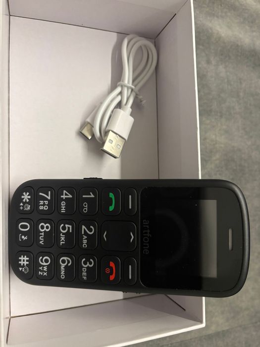 Telemovel teclado artfone modelo cs181