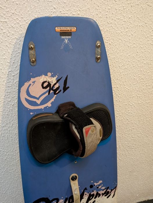 Prancha de Kiteboard Liquid Force Drop