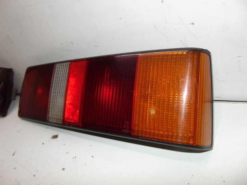 Ford escort mk3/4 / fiesta farolins