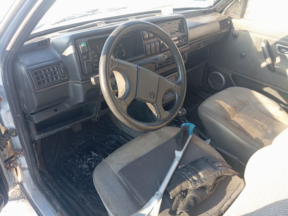 Продам гольф 2. 1,6 бен. 89 р.в. на ходу.