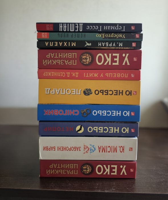 Продам книжки нові