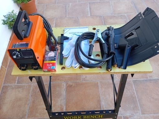 Máquina soldar com mascara