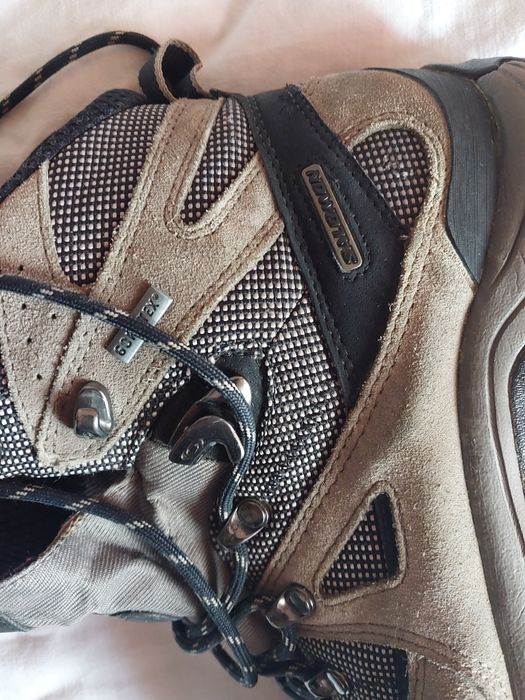 Трекінгові черевики  Salomon Discovery  GTX 41 1/3(260мм) ДЕФЕКТ