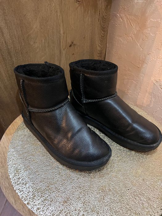 Ugg/уггі  в гарному стані бу