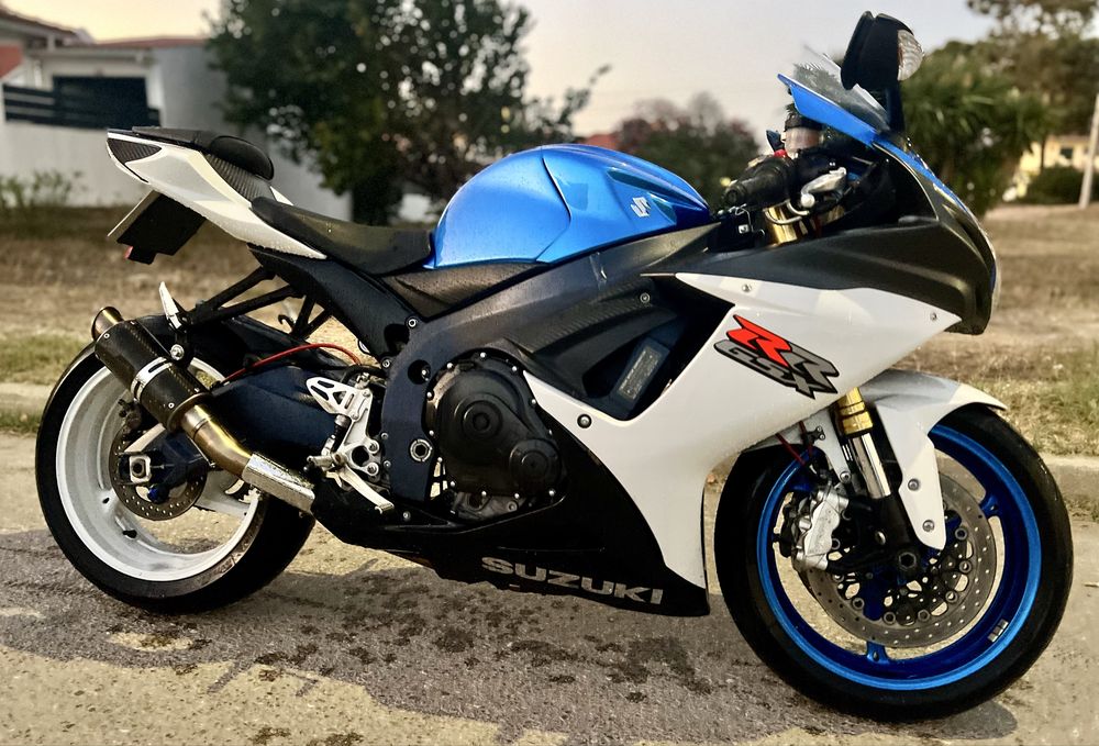 Suzuki GSXR 750