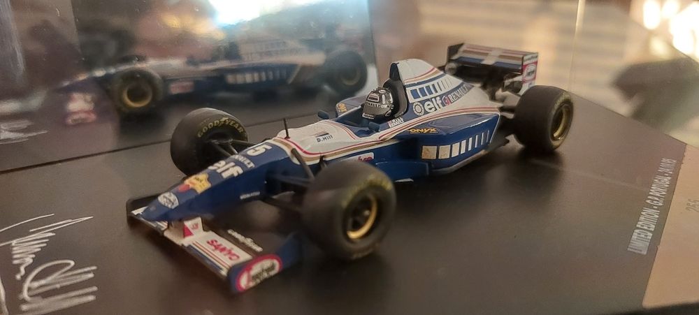 Miniatura F1 Williams Renault FW17 Damon Hill G.P. Portugal 1995
