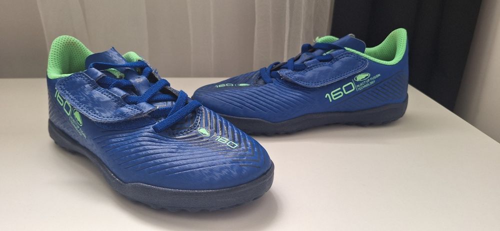 Buty sportowe Turfy r.31