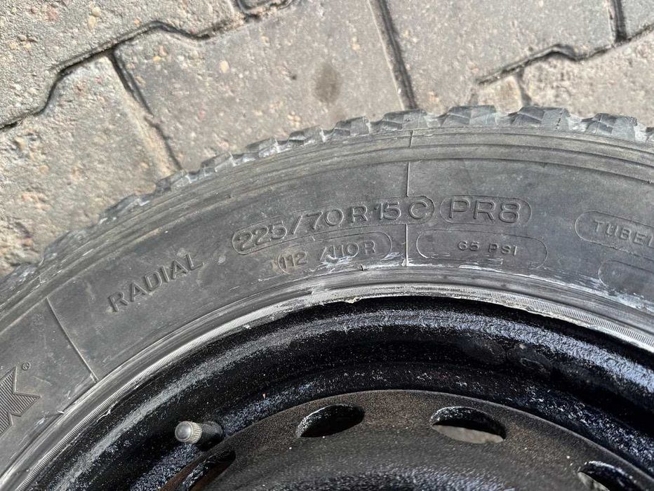 шини в зборі диски скати колеса 225 70 15 С Michelin 7 mm літо 5 130 Dia 84.1 mm
