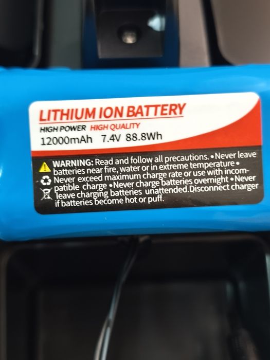 Кораблик з GPS V020 12000 mAh наявність в Україні. Прикормочный карпов