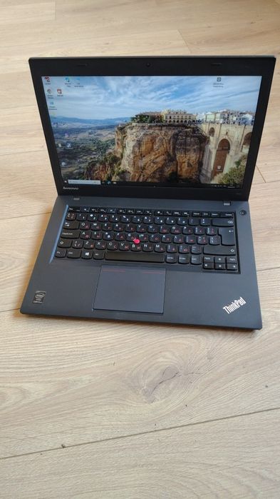 Продам ноутбук Lenovo ThinkPad t440 intel i5 ssd 256, ram 8gb full-hd