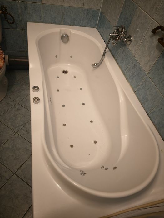 Sprzedam wanna z hydromasażem
