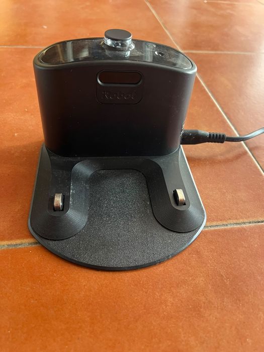 Robô Aspirador iRobot Roomba i3