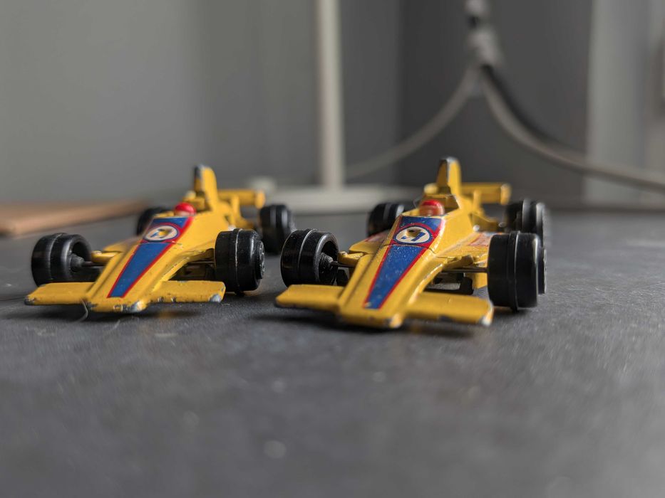 Yatming - Lola T370 - No. 1311 x2
