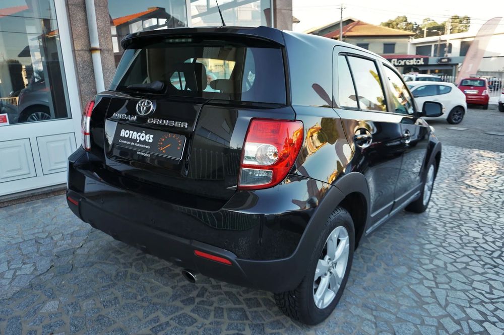 Toyota Urban Cruiser 1.4 D-4D 4x4 Trek