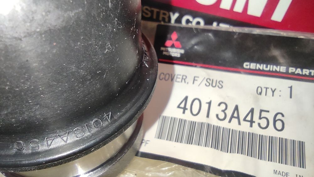 Шарова опора 555  SB7872  Япония Lancer IX, X, Outlander, Outlander XL