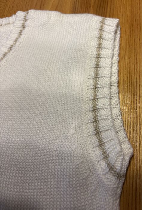 Kamizelka chłopięca dzianinowa 92 cm Tup Tup biała nowa w serek